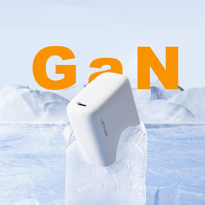 Lenyes LCH90 Type-C GaN Teknolojili PD Hızlı Şarj Özellikli Şarj Başlığı 20W Beyaz