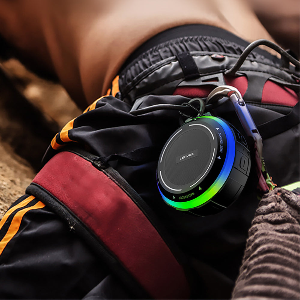 Lenyes S223 RGB Işıklı Askı Aparatlı Mini Bluetooth Speaker Hoparlör v5.3 Yeşil