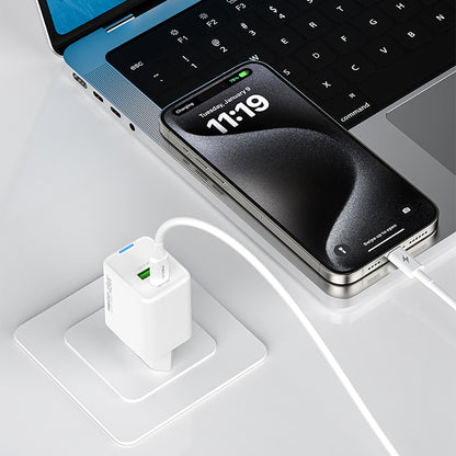 Recci RC108E GaN Teknolojili Hızlı Şarj Başlığı Type-C to Type-C PD 45W Kablolu Şarj Seti Beyaz