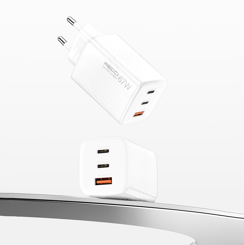 Recci RC85E GaN Teknolojili Hızlı Şarj Başlığı USB-A to Type-C PD 67W Kablolu Şarj Seti Beyaz