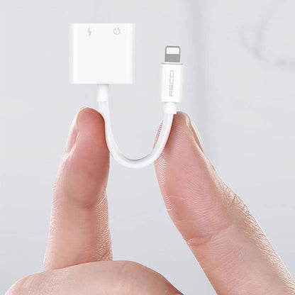Recci RDS-A01 Lightning 2in1 Şarj ve Ses Adaptörü Beyaz