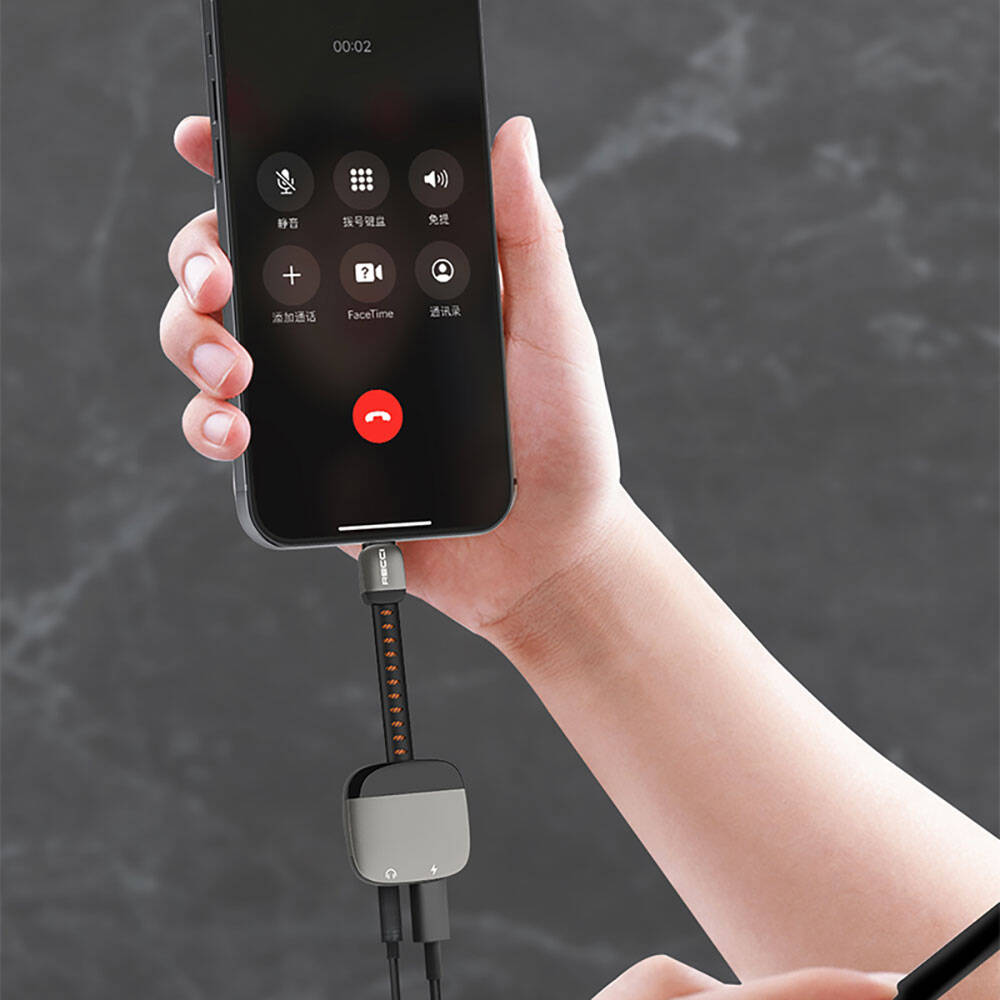 Recci RDS-A12 Lightning 2in1 Şarj ve Ses Adaptörü Siyah