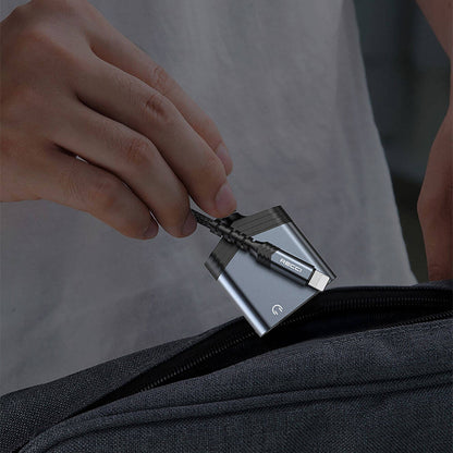 Recci RDS-A17 Lightning 2in1 Şarj ve Ses Adaptörü Gri