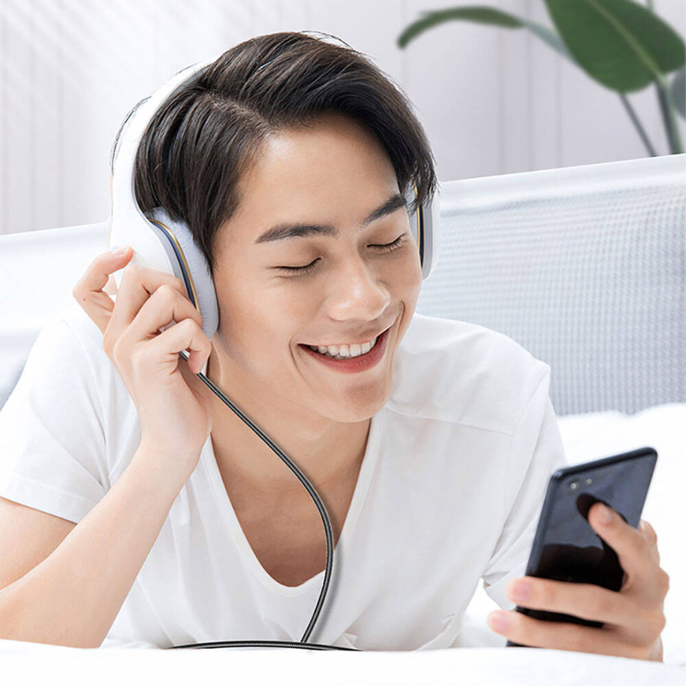 Recci RH03 Type-C to 3.5mm AUX Audio Kablo Siyah