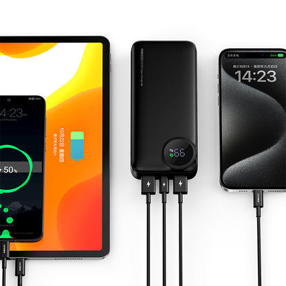 Recci RPB-P48 PD 20W Dijital LED Göstergeli Hızlı Şarj Özellikli Taşınabilir Powerbank 22.5W 10000mAh Siyah