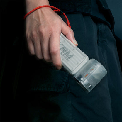 Skinarma Gyro Serisi Bilek Askı İpli Dijital LED Göstergeli Portatif Soğutucu El Fanı Beyaz