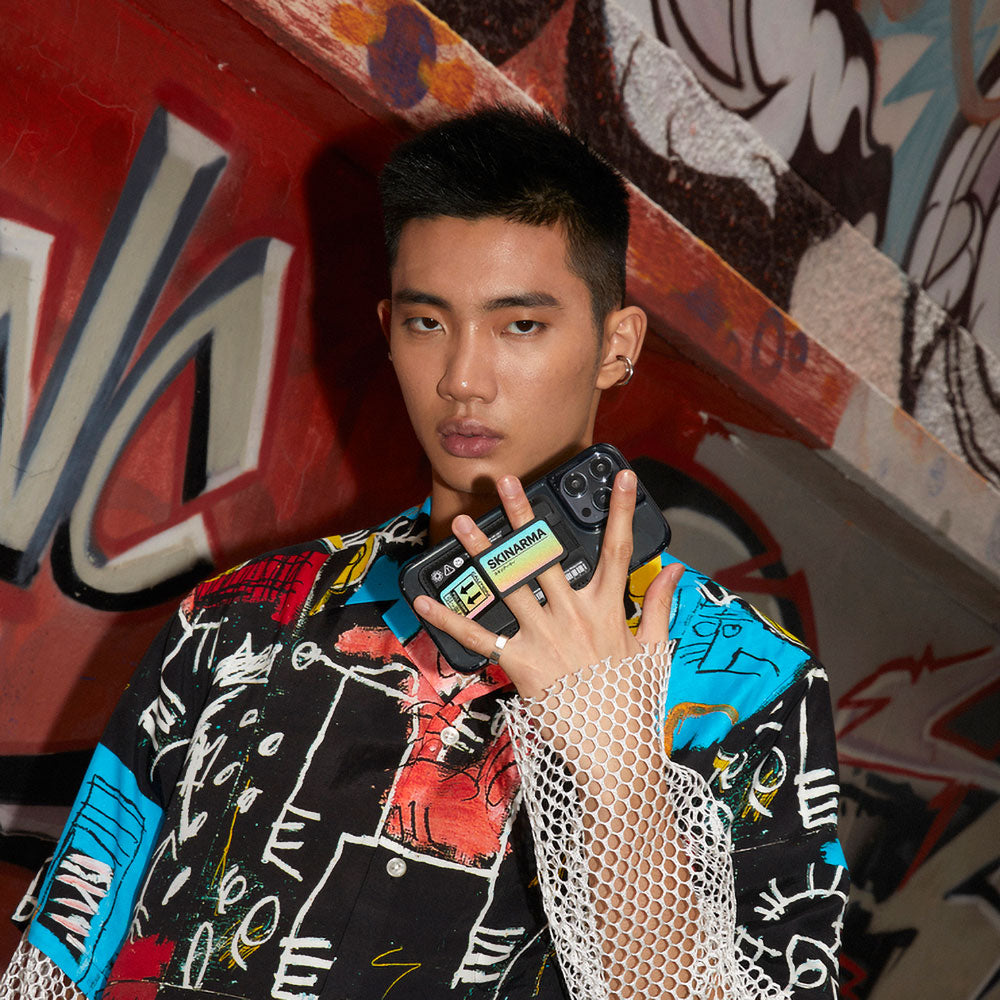 SkinArma Kado 2 Hazneli Magnetik Standlı Kartlık Colorful