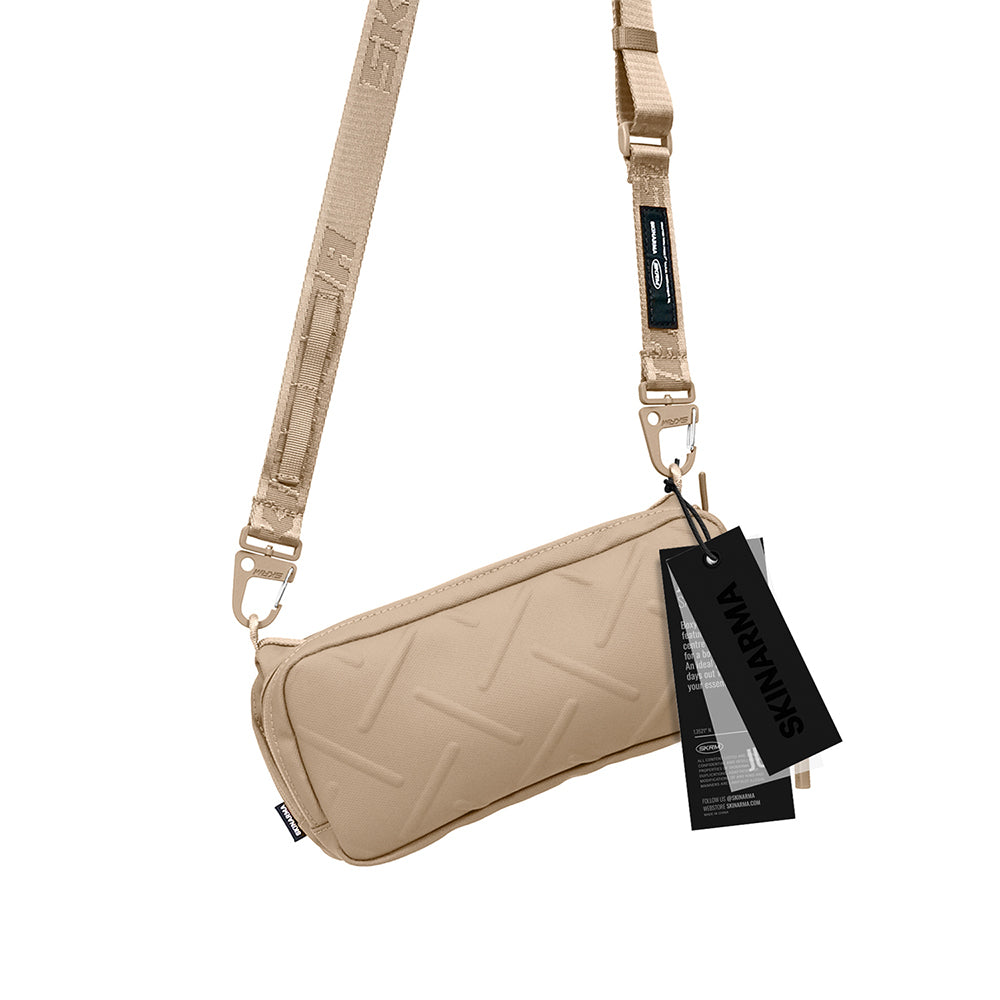 Skinarma Sacoche Juno Cross-Hatch Desenli Naylon Scout Boyun Askı Kayışlı Çapraz Vücut Çantası Siyah