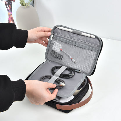 Wiwu Minimalist Çok Fonksiyonlu Su Geçirmez Taşınabilir Polyester Kumaş Seyehat Çantası Siyah