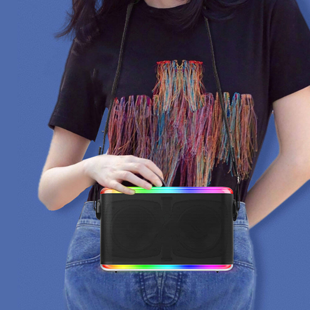 Wiwu P18 Thunder Bluetooth Speaker Hoparlör ve Karaoke Bluetooth Çift Mikrofon Siyah