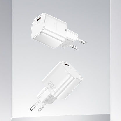 Wiwu Wi-G014 Cube Serisi GaN Tech PD Hızlı Şarj Özellikli Mini Şarj Başlığı 20W Beyaz