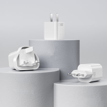 Wiwu Wi-G014 Cube Serisi GaN Tech PD Hızlı Şarj Özellikli Mini Şarj Başlığı 20W Beyaz