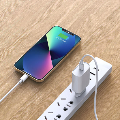 Wiwu Wi-U001 Quick 20W Tek Bağlantılı Şarj Başlığı Type-C to Lightning PD 20W Kablolu Şarj Seti Beyaz